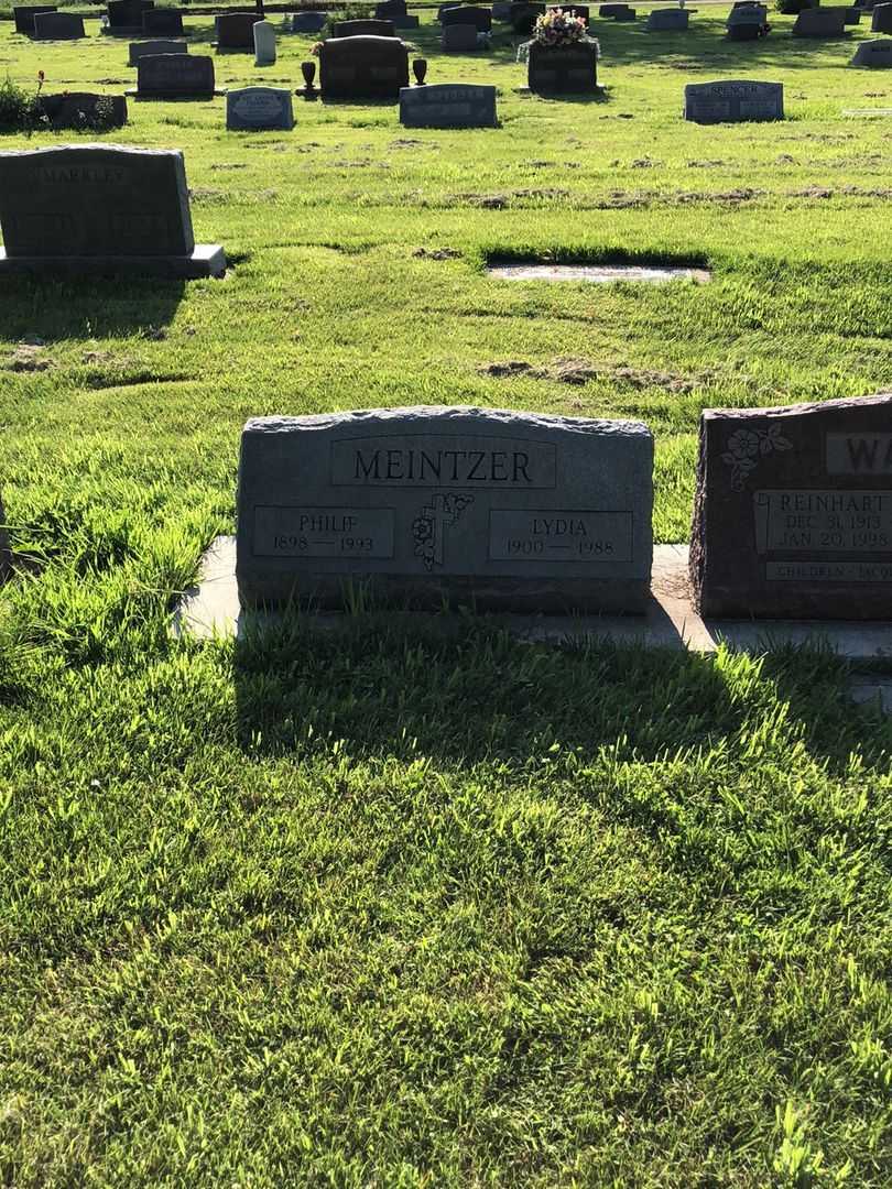 Alta Irene Wacker's grave. Photo 3
