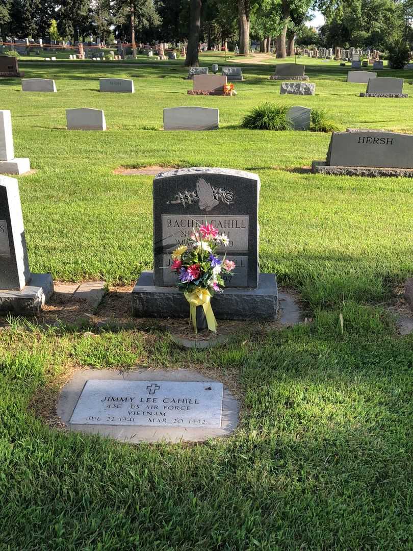 James H. Cahill's grave. Photo 2