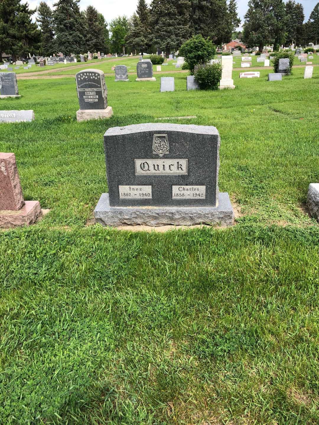 Charles Quick's grave. Photo 2