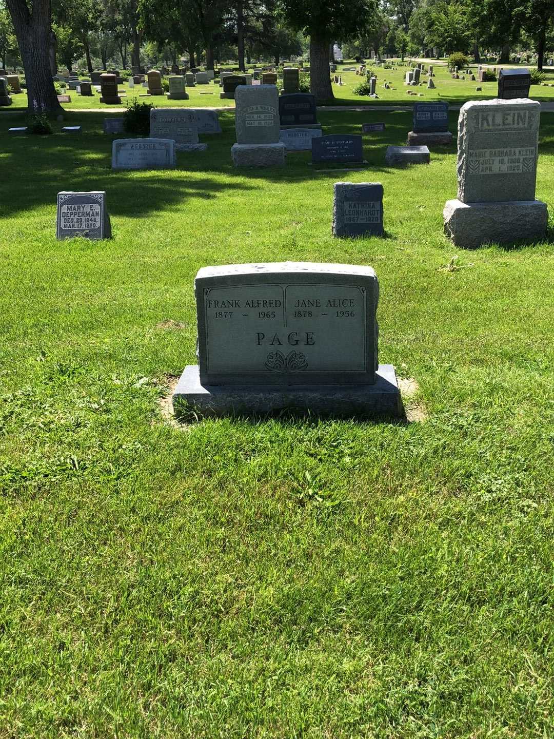 Jane Alice Page's grave. Photo 2