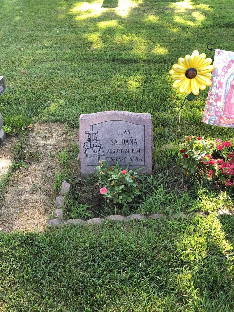 Juan Saldana's grave. Photo 2