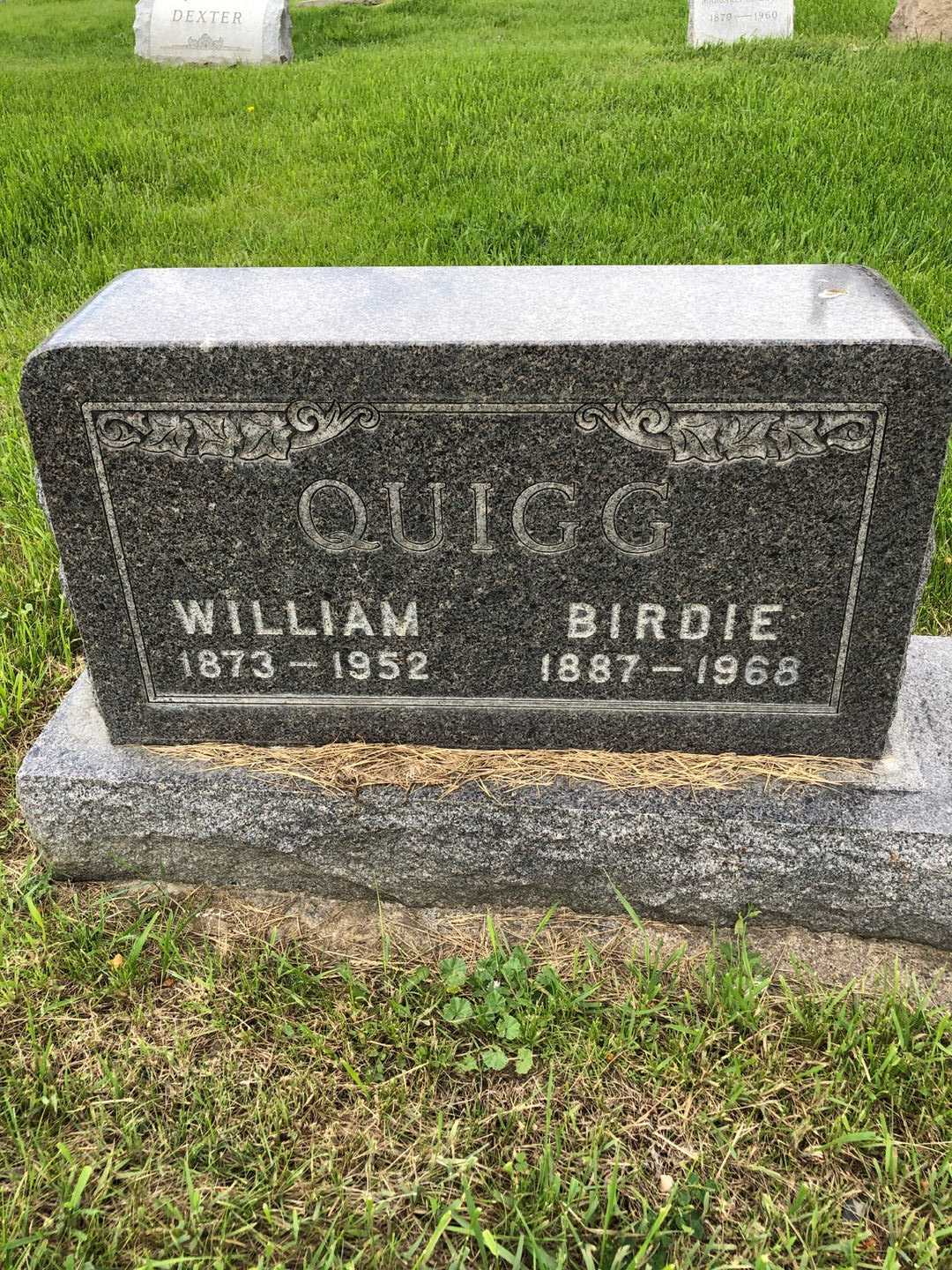 Birdie Quigg's grave. Photo 1