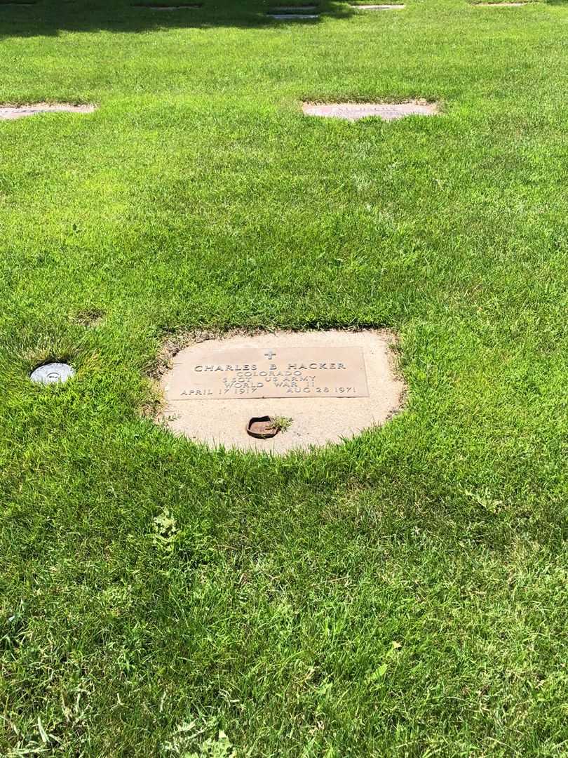 Charles B. Hacker's grave. Photo 2