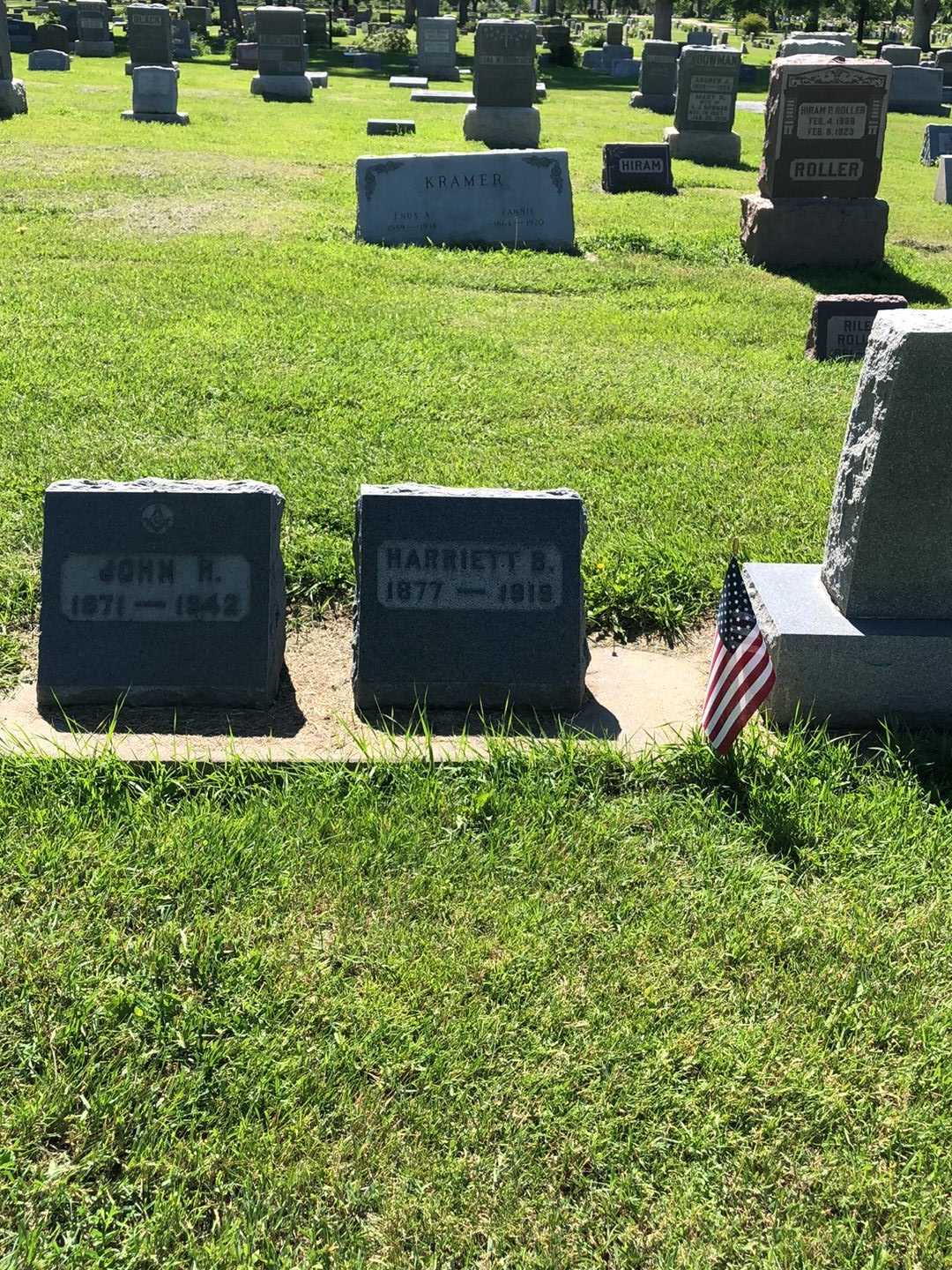 Harriett Elliot B. Abbott's grave. Photo 2