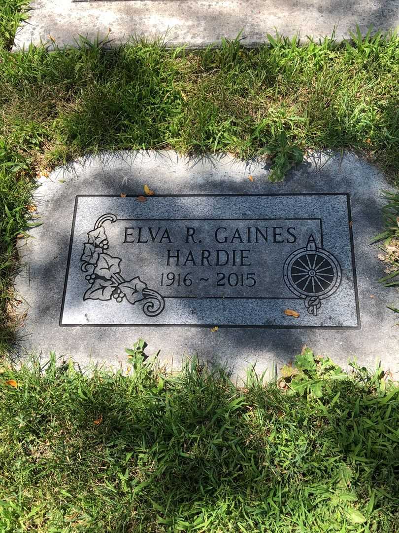 William MaClaren Hardie's grave. Photo 4