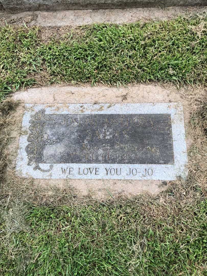 Joseph Anthony Salas's grave. Photo 4