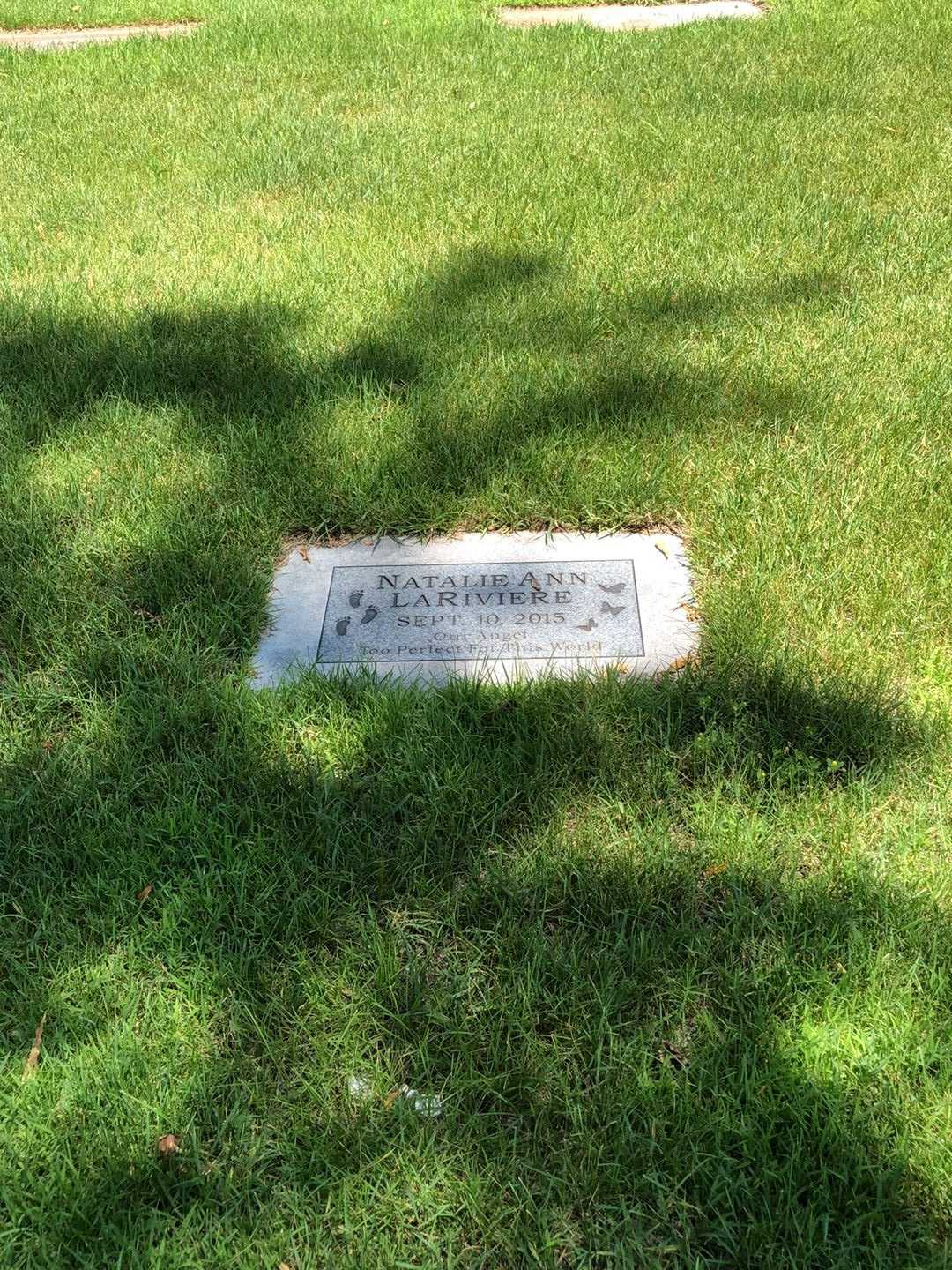 Natalie Ann LaRiviere's grave. Photo 2