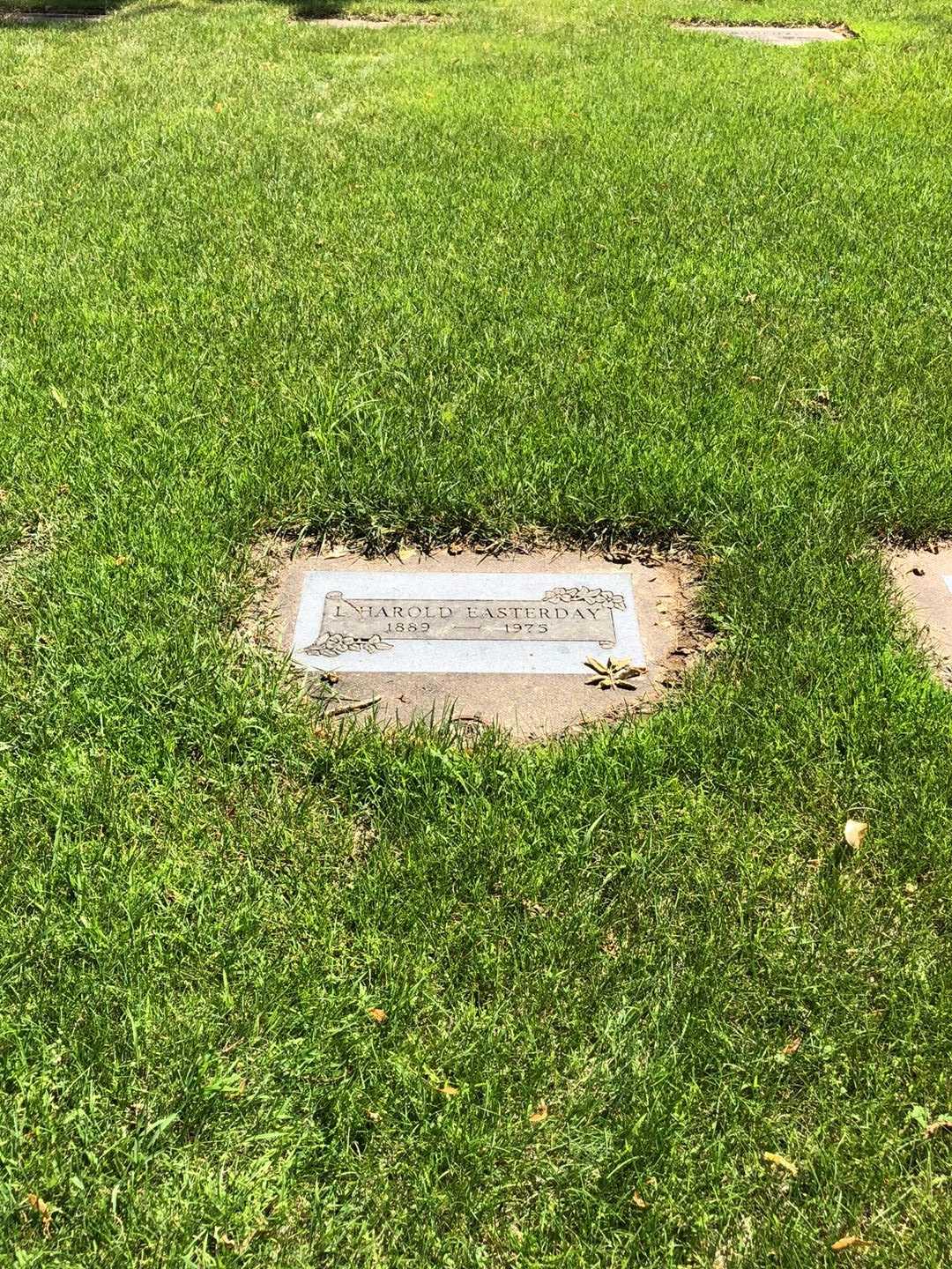 L. Harold Easterday's grave. Photo 2