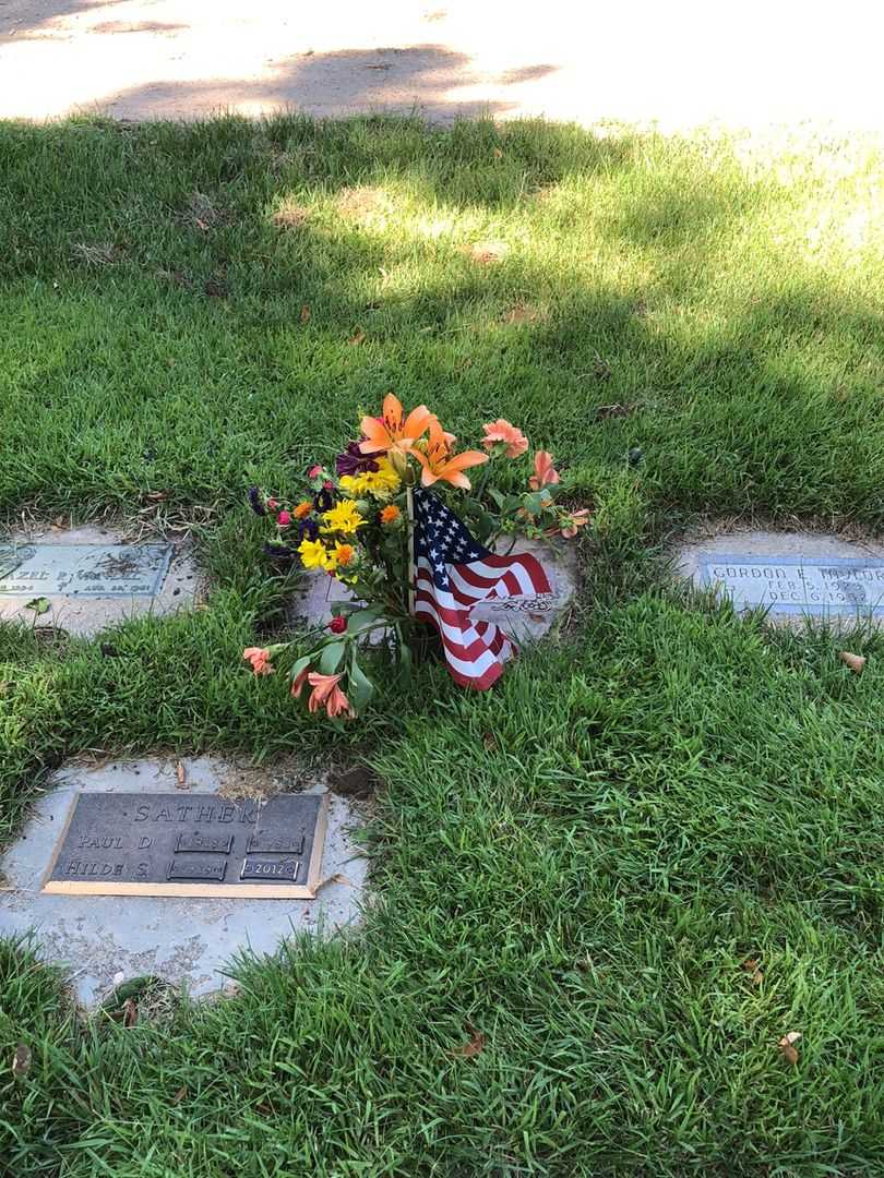 June Virginia Cain's grave. Photo 2