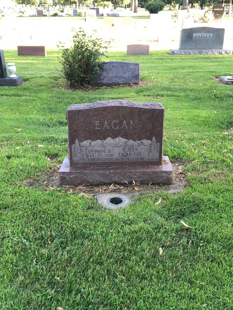 V. Jean Eagan-Fox's grave. Photo 2