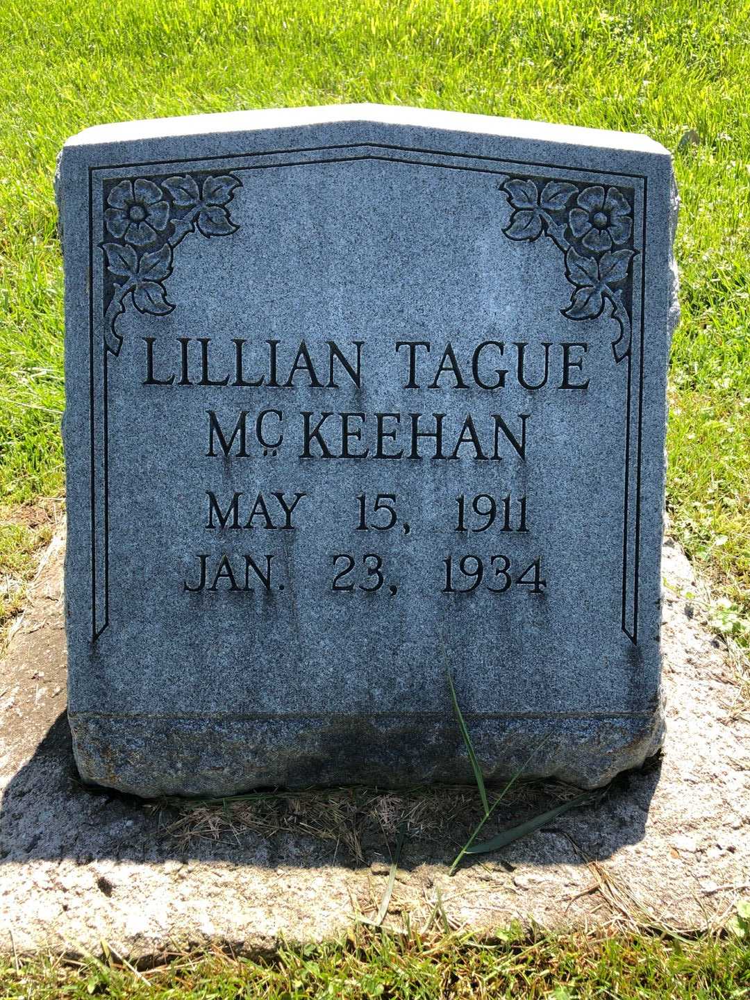 Lillian E. Tague McKeehan's grave. Photo 1