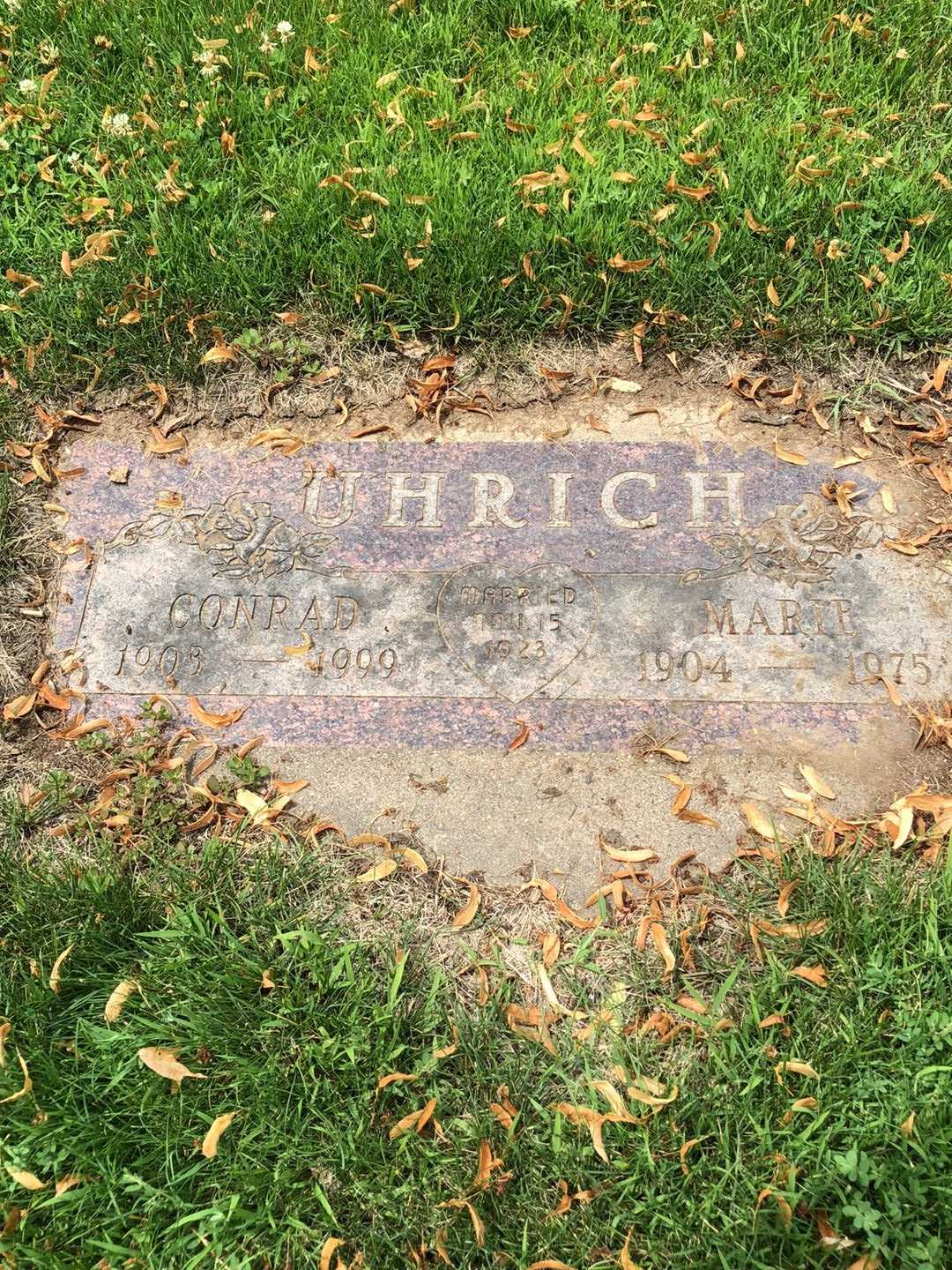 Conrad Uhrich's grave. Photo 1