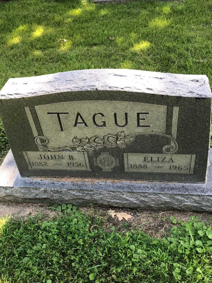 Eliza Tague's grave. Photo 1