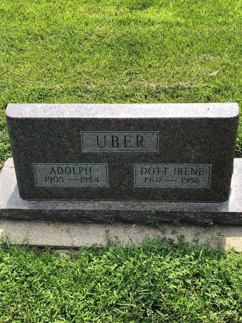 Dott Irene Uber's grave. Photo 1